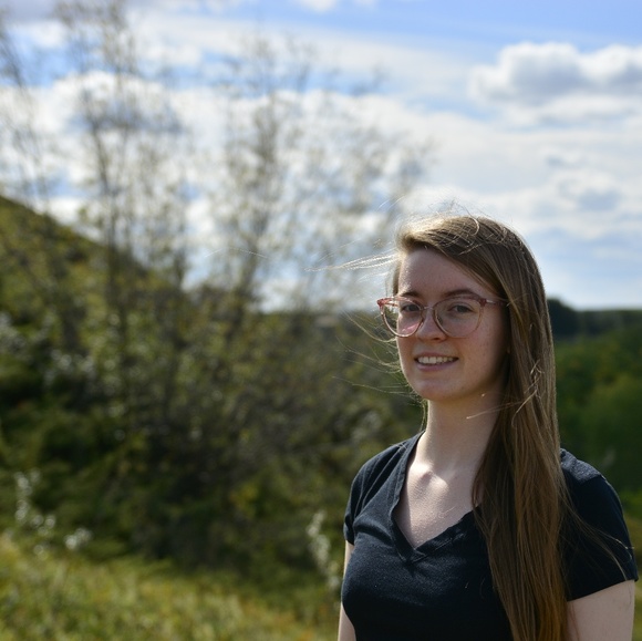 Meet your Posher, Glenda - Picture 1 of 1